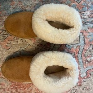 Women’s size 8, Ugg boots